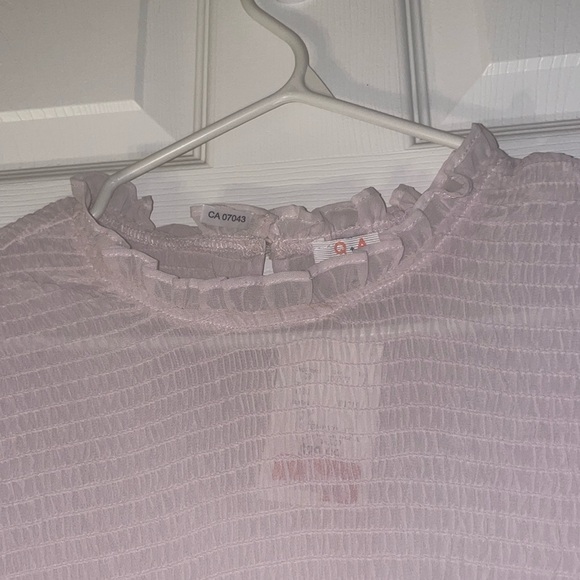 Never worn sheer light purple lilac ruched blouse - Picture 3 of 4